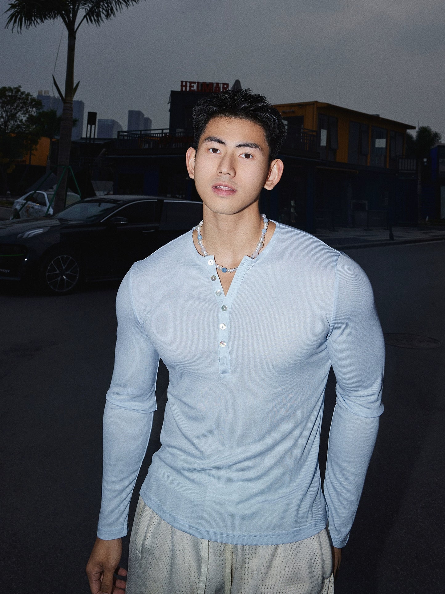 25SS American luxury day silk Henley collar long-sleeved T-shirt is worn inside and outside